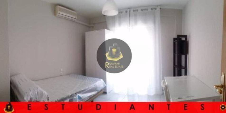 Piso en alquiler en Granada, Centro photo 0