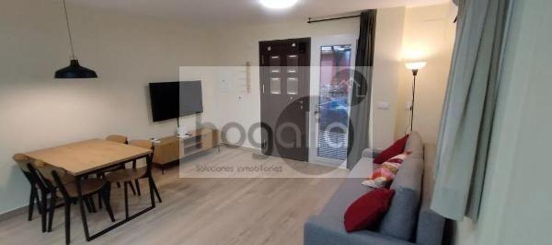 Piso en alquiler en Sevilla photo 0