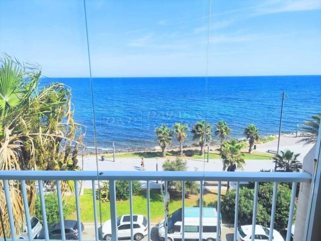 Apartamento en alquiler en Torrevieja, Playa del Cura photo 0