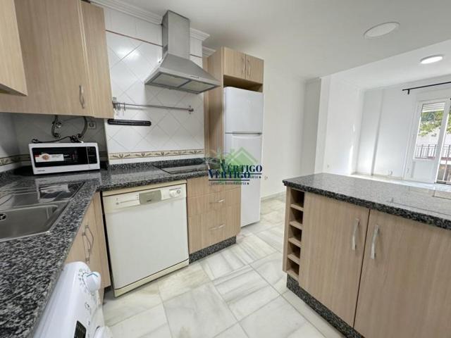 Piso en alquiler en Sevilla, Triana photo 0