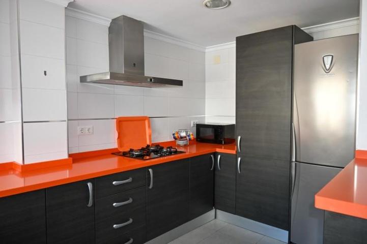 Piso en alquiler en Valencia, Algiros photo 0