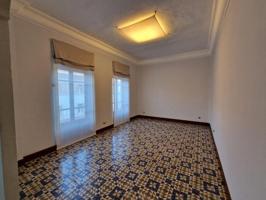 Piso en alquiler en Alicante, Centro photo 0