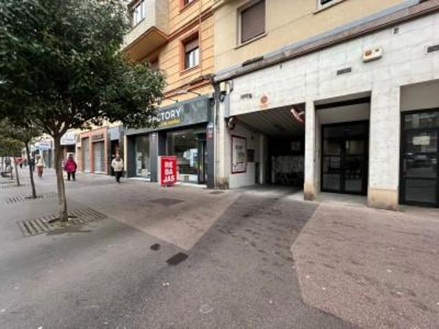 Local comercial en alquiler en Vitoria-Gasteiz, Vitoria-Gasteiz photo 0