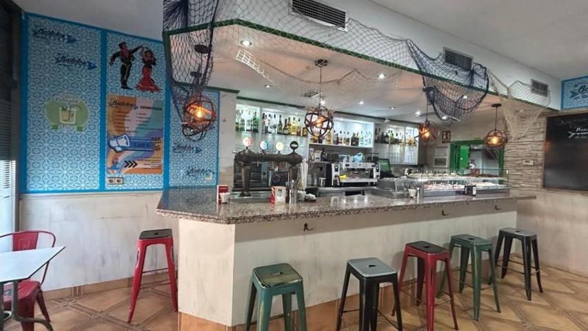 Local comercial en alquiler en Zaragoza, Actur photo 0