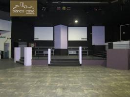 Local comercial en alquiler en Carballo, CENTRO photo 0