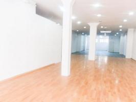 Local comercial en alquiler en Sabadell, La creu de barbera photo 0