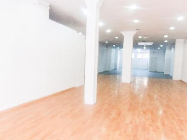 Local comercial en alquiler en Sabadell, La creu de barbera photo 0