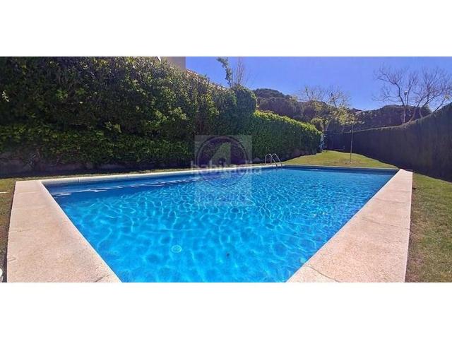 Piso en alquiler en Castell-Platja d'Aro photo 0