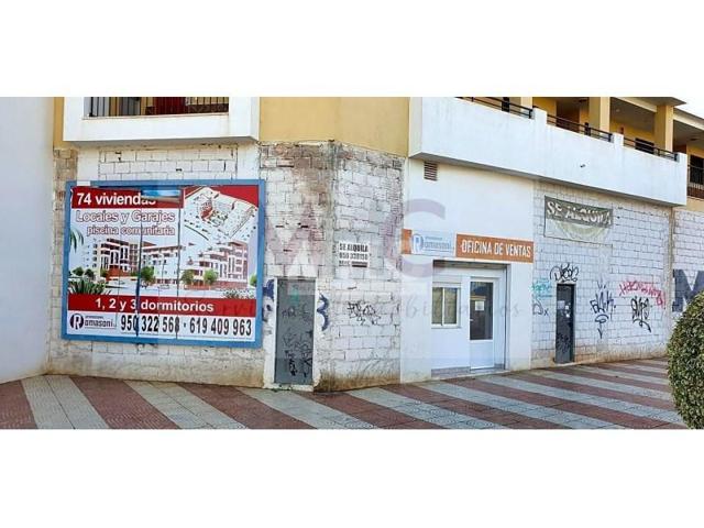 Local comercial en alquiler en Roquetas de Mar, Aguadulce Sur photo 0