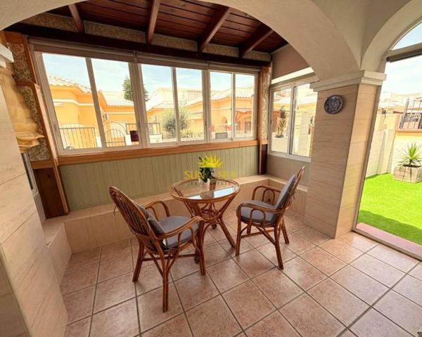 Chalet en alquiler en Torrevieja, La siesta photo 0