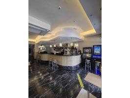 Local comercial en alquiler en Cornellà de Llobregat photo 0