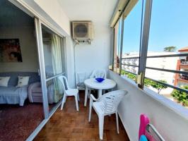 Piso en alquiler en Chipiona, Playa de Regla photo 0