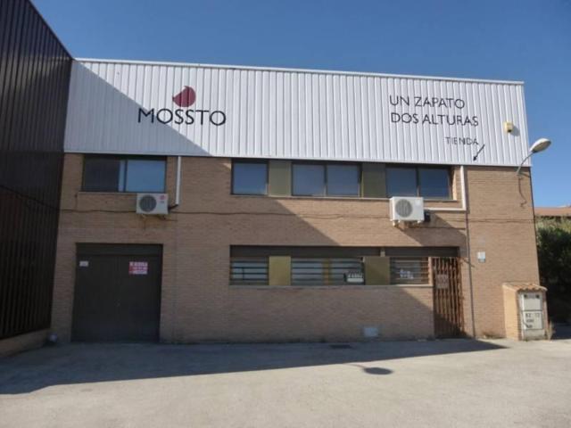 Nave industrial en alquiler en Almansa, Castilla la mancha photo 0