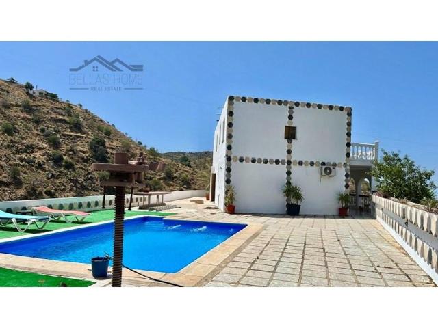 Casa en alquiler en Almuñécar photo 0