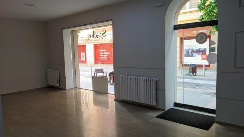 Local comercial en alquiler en Soria, CALLE MEDINACELI photo 0