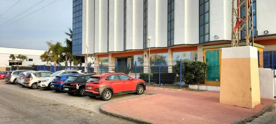 Local comercial en alquiler en Málaga, C- Hemingway, 62, 29004 photo 0