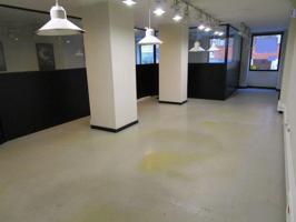 Local comercial en alquiler en Santander, Cuatro Caminos photo 0
