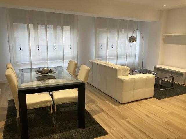 Piso en alquiler en Gijón, Gijón photo 0