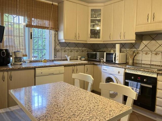 Adosada en alquiler en Perales de Tajuña, Calle Lazareto, 28540 photo 0