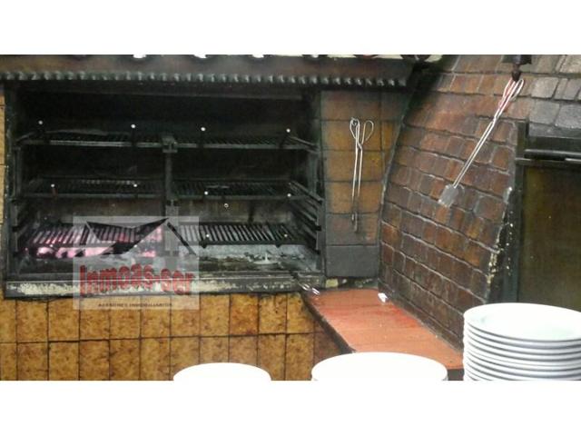 Local comercial en alquiler en Barcelona, Vila de Gràcia photo 0