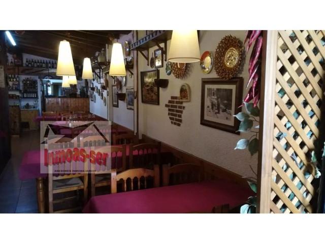 Local comercial en alquiler en Badalona, Casagemes photo 0