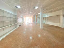 Local comercial en alquiler en Dos Hermanas, Calle Canónigo, 41701 photo 0