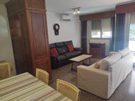 Piso en alquiler en Valencia, Arrancapins photo 0