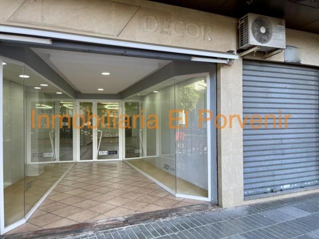 Local comercial en alquiler en Torrent, Avenida baja photo 0