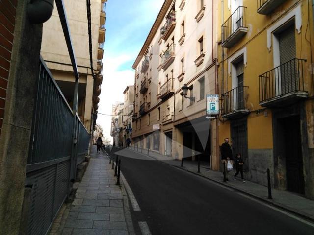 Local comercial en alquiler en Cáceres photo 0