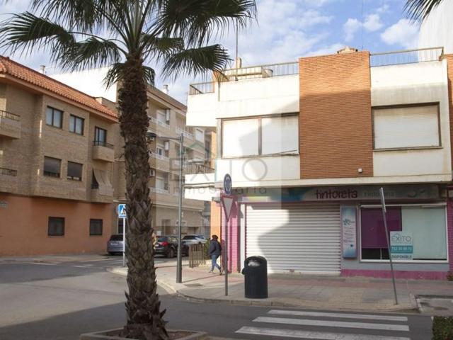 Local comercial en alquiler en Benifaió photo 0