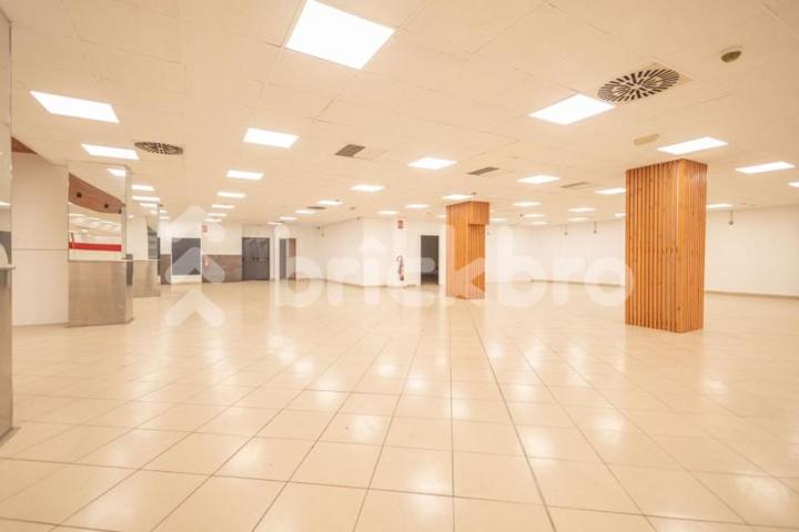 Local comercial en alquiler en Mataró, Avinguda Perú, 08304 photo 0