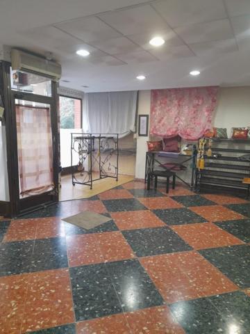Local comercial en alquiler en Cáceres, Moctezuma photo 0
