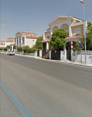 Adosada en alquiler en Badajoz, Urbanización Guadiana photo 0