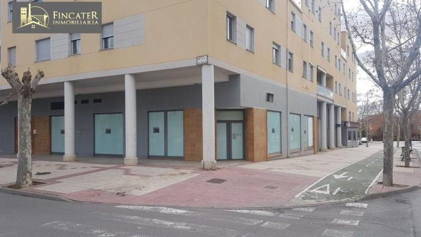 Local comercial en alquiler en Teruel, Fuenfresca photo 0