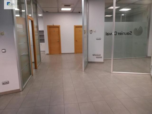 Local comercial en alquiler en Zaragoza, San José Alto photo 0