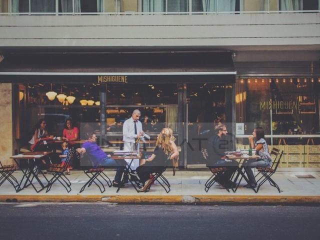 Local comercial en alquiler en Vilanova i la Geltrú photo 0