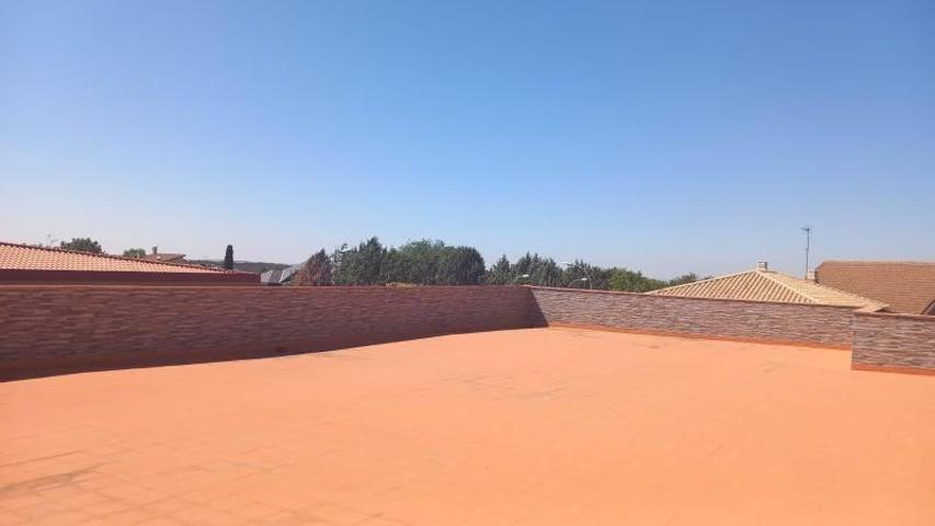 Local comercial en alquiler en Casar, Casar El photo 0