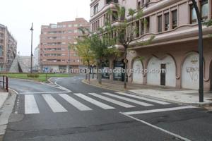 Local comercial en alquiler en Logroño, Parque de San Adrian photo 0