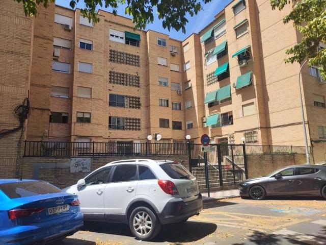 Piso en alquiler en Granada, Camino de ronda photo 0