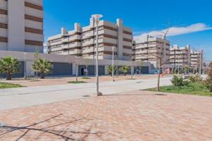 Local comercial en alquiler en Granada, Sanders photo 0