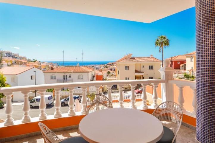 Apartamento en alquiler en Mogán, Arguineguín, Loma Dos photo 0