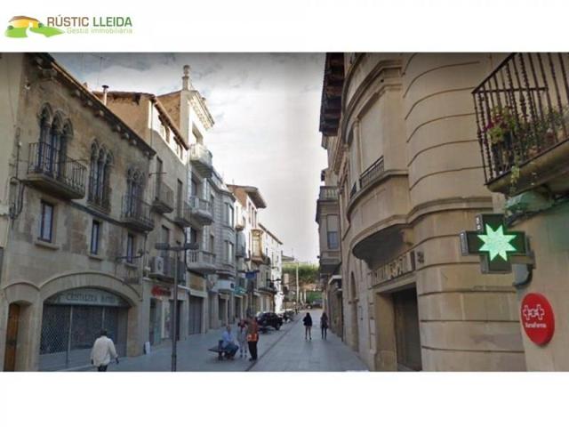 Local comercial en alquiler en Tàrrega, CENTRE photo 0