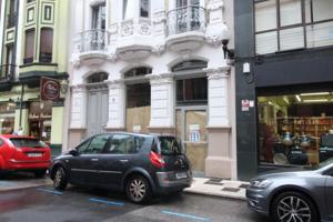 Local comercial en alquiler en Gijón, Gijón photo 0