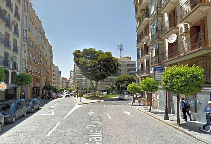 Local comercial en alquiler en Huelva, Calle Puerto, 21003 photo 0