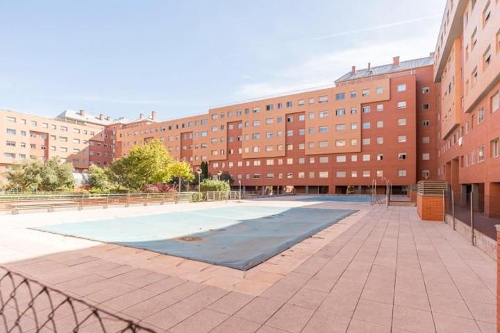 Piso en alquiler en Madrid, Las Tablas photo 0