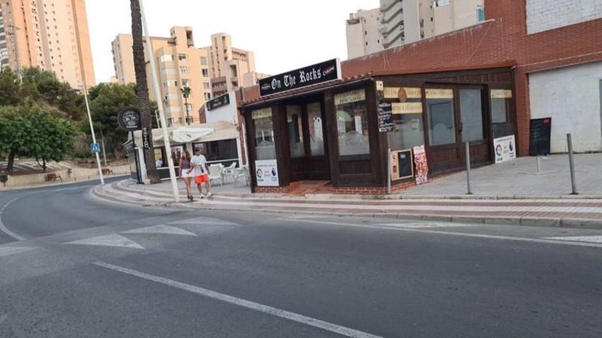 Local comercial en alquiler en Benidorm, Cala de Finestrat photo 0