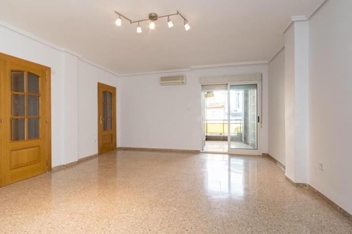 Piso en alquiler en Valencia, El Botanic photo 0