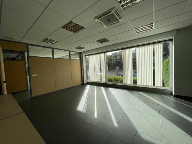 Local comercial en alquiler en Vigo photo 0