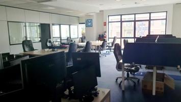 Oficina en alquiler en Bilbao, Bolueta photo 0