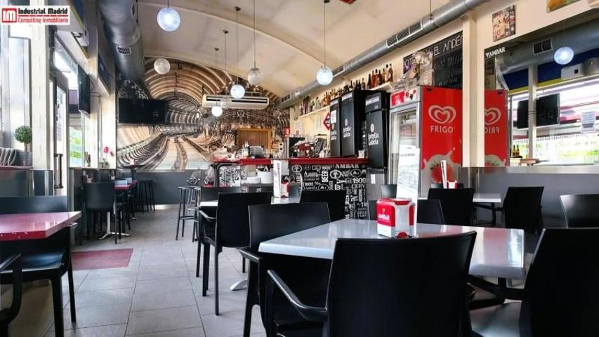 Local comercial en alquiler en Arganda del Rey, - LOS VILLARES - photo 0